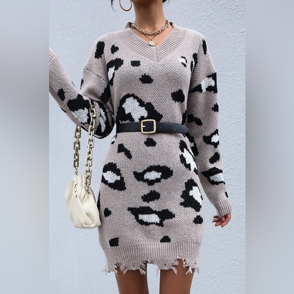 Khaki Leopard Print Drop Shoulder Sweater Dress - Picture 4 of 5